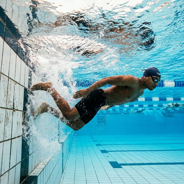 Best Swim Training Gadgets for Youth Swimmers: Coach-Tested